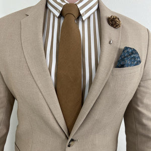 Gentleman wearing the Solid brown tie set